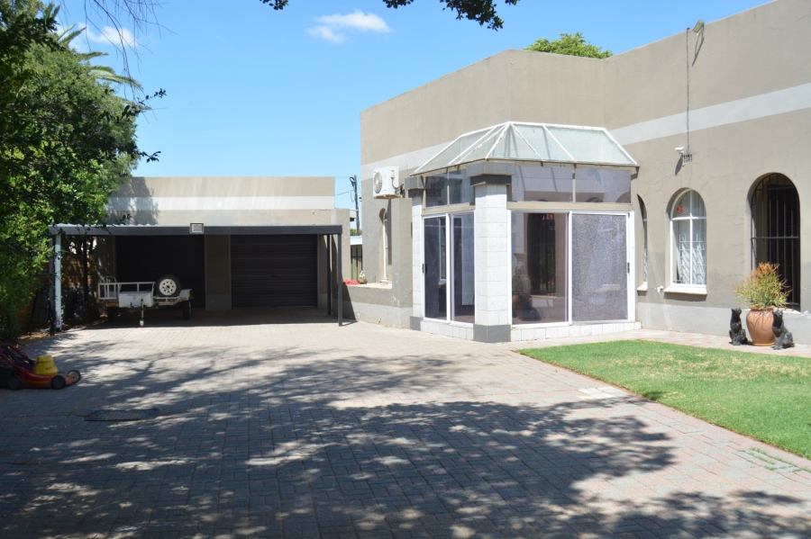 4 Bedroom Property for Sale in Riebeeckstad Free State